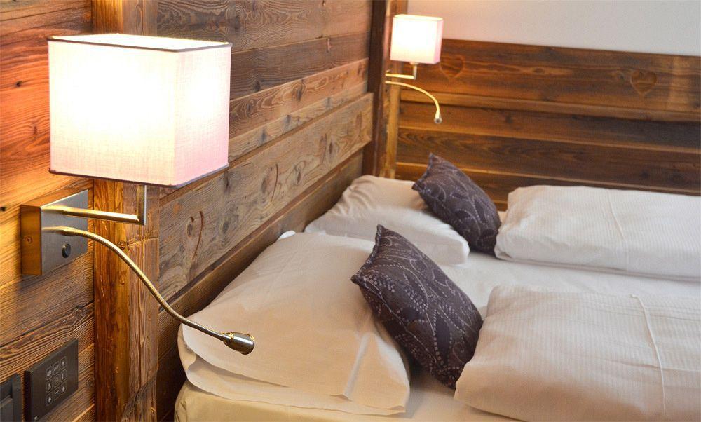 Alpholiday Dolomiti Wellness & Family Hotel Dimaro Εξωτερικό φωτογραφία
